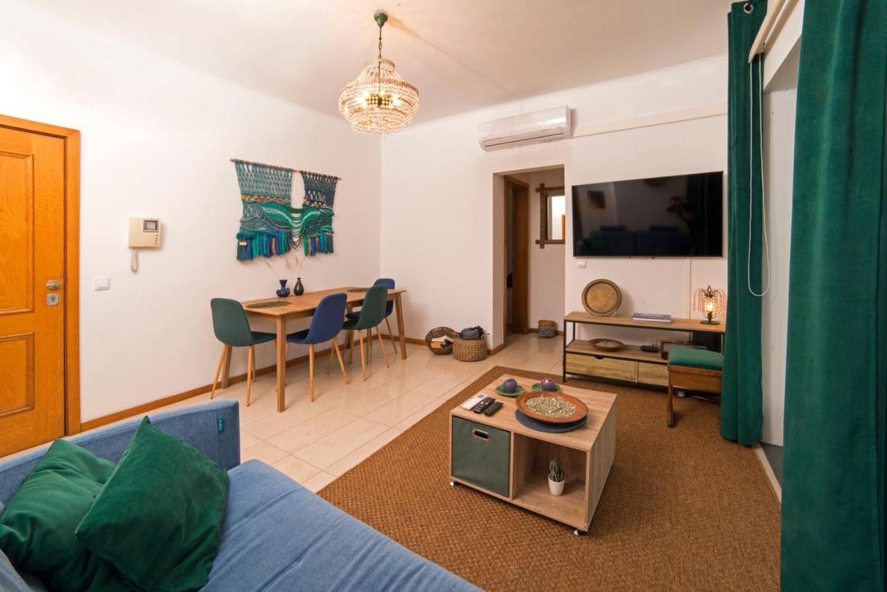 The Terrace Apartment ปอนตาเดลกาดา ภายนอก รูปภาพ