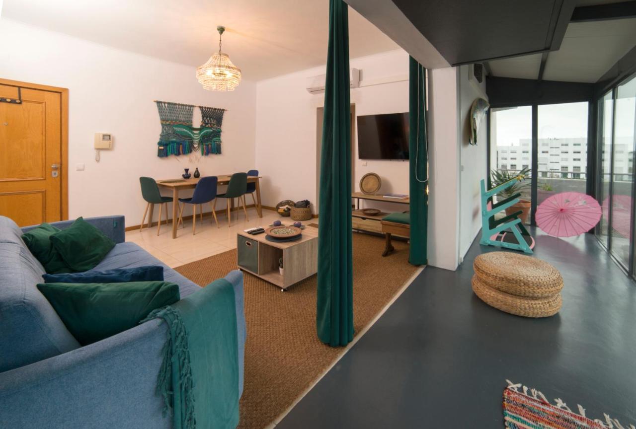 The Terrace Apartment ปอนตาเดลกาดา ภายนอก รูปภาพ